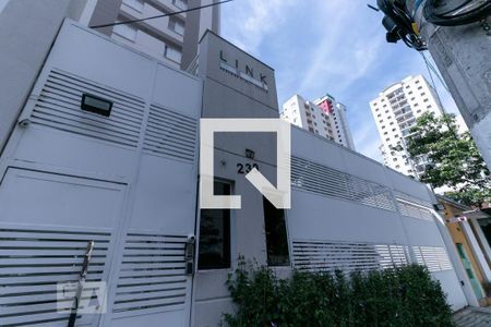 Apartamento para alugar com 65m², 2 quartos e 1 vagaFachada