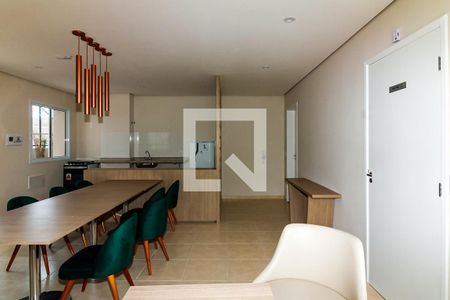 Apartamento para alugar com 42m², 2 quartos e 1 vaga Apartamento para alugar com 42m², 2 quartos e 1 vagaSalão de Festas