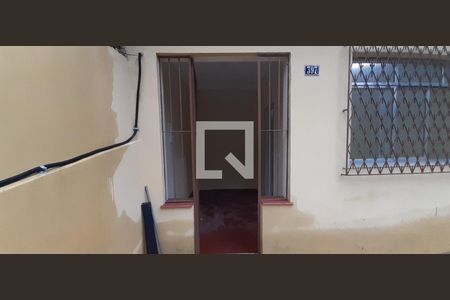 Casa para alugar com 82m², 2 quartos e sem vaga Casa para alugar com 82m², 2 quartos e sem vagaGaragem