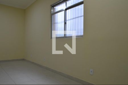 Quarto 1 de casa para alugar com 2 quartos, 82m² em Taquara, Rio de Janeiro