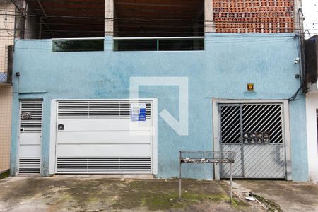 Casa para alugar com 35m², 1 quarto e sem vaga Casa para alugar com 35m², 1 quarto e sem vagaFachada