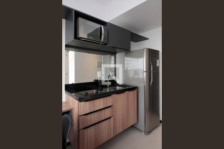 Cozinha de kitnet/studio para alugar com 0 quarto, 21m² em República, São Paulo