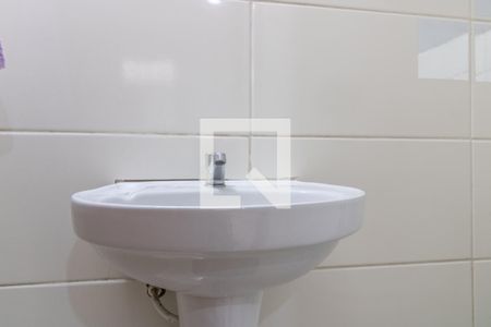 Casa de condomínio à venda com 68m², 2 quartos e 1 vagaLavabo