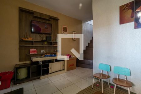 Sala de casa à venda com 3 quartos, 60m² em Aberta dos Morros, Porto Alegre
