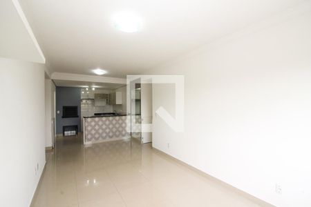 Sala de apartamento para alugar com 3 quartos, 91m² em Partenon, Porto Alegre
