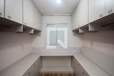Apartamento para alugar com 74m², 3 quartos e 2 vagas Apartamento para alugar com 74m², 3 quartos e 2 vagasCloset