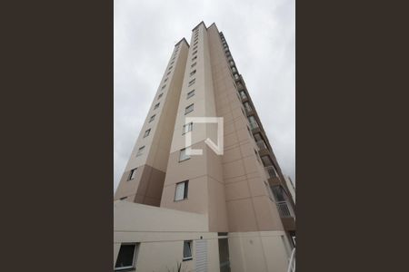 Apartamento para alugar com 74m², 3 quartos e 2 vagas Apartamento para alugar com 74m², 3 quartos e 2 vagasFachada