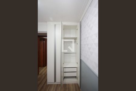 Apartamento para alugar com 74m², 3 quartos e 2 vagas Apartamento para alugar com 74m², 3 quartos e 2 vagasQuarto