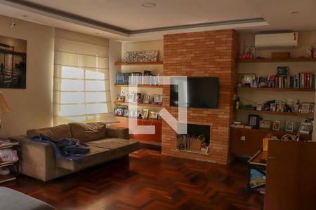 Sala de casa de condomínio para alugar com 4 quartos, 320m² em Morumbi, São Paulo