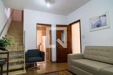 Casa à venda com 168m², 5 quartos e 2 vagasSala