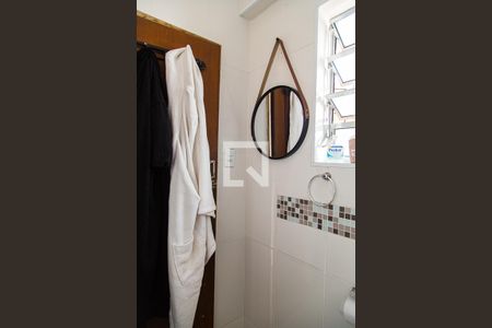 Casa à venda com 168m², 5 quartos e 2 vagasBanheiro