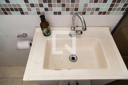 Casa à venda com 168m², 5 quartos e 2 vagasBanheiro - Pia