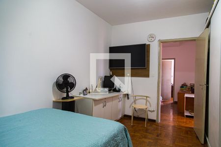 Casa à venda com 168m², 5 quartos e 2 vagasQuarto 1