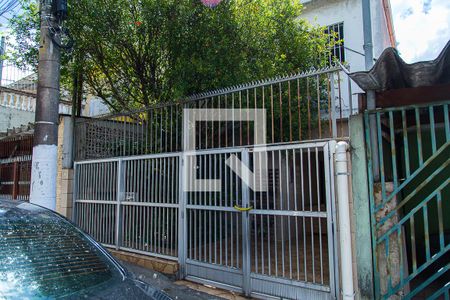 Casa à venda com 168m², 5 quartos e 2 vagasFachada