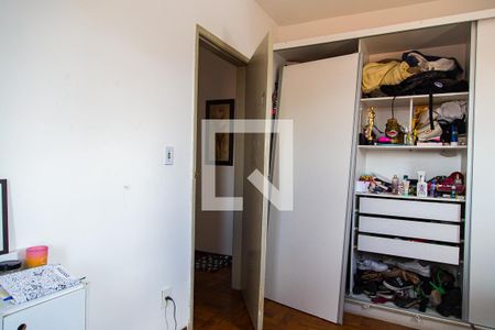Casa à venda com 168m², 5 quartos e 2 vagasQuarto 2