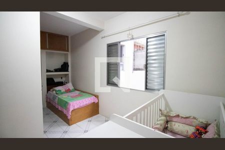 Casa à venda com 240m², 3 quartos e 2 vagasQuarto 2