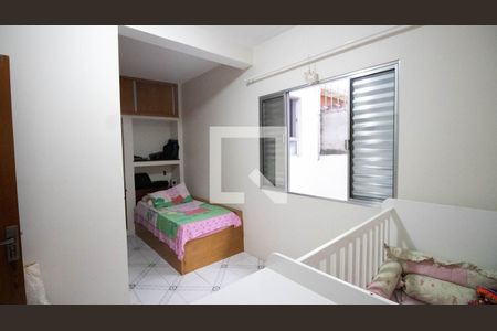 Casa à venda com 240m², 3 quartos e 2 vagasQuarto 2