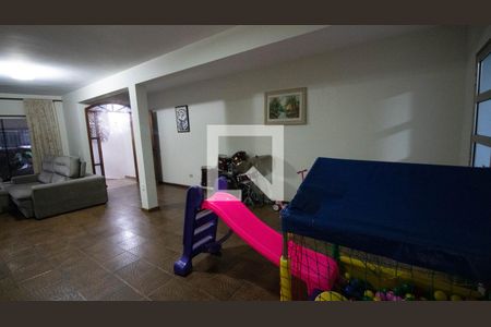 Sala de casa à venda com 3 quartos, 240m² em Vila Portugal, São Paulo