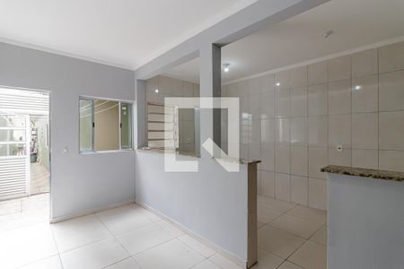 Sala de casa para alugar com 2 quartos, 55m² em Vila Conde do Pinhal, São Paulo