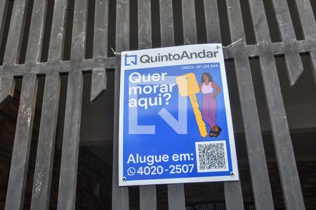 Casa para alugar com 80m², 2 quartos e sem vagaFachada