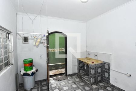 Casa para alugar com 80m², 2 quartos e sem vagaÁrea de Serviço