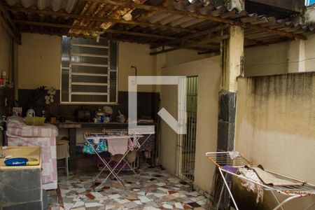 Casa à venda com 90m², 3 quartos e 1 vagaÁrea de Serviço