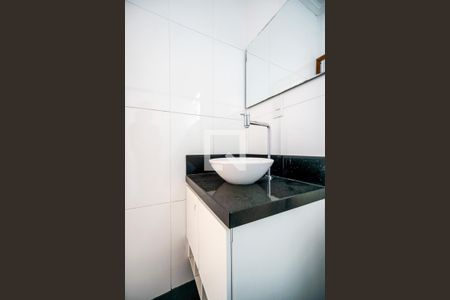 Casa à venda com 400m², 4 quartos e 3 vagasBanheiro da suíte 02