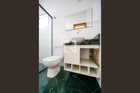 Casa à venda com 400m², 4 quartos e 3 vagasBanheiro da suíte 04