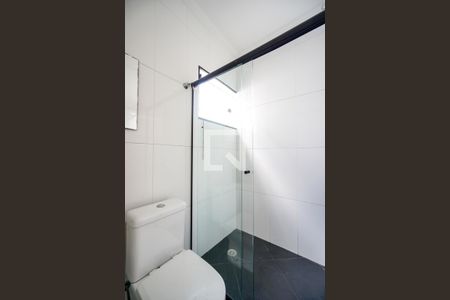 Casa à venda com 400m², 4 quartos e 3 vagasBanheiro da suíte 02