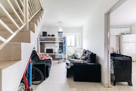 Sala de casa à venda com 3 quartos, 140m² em Vila Marari, São Paulo