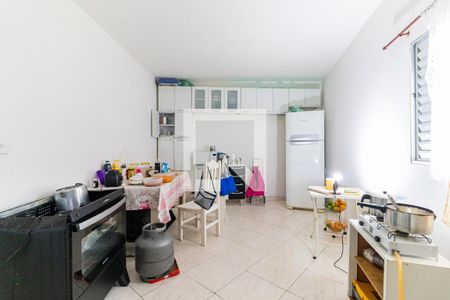 Casa à venda com 140m², 3 quartos e 3 vagas Casa à venda com 140m², 3 quartos e 3 vagasCozinha