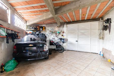 Casa à venda com 140m², 3 quartos e 3 vagas Casa à venda com 140m², 3 quartos e 3 vagasGaragem
