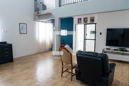 Casa à venda com 216m², 5 quartos e 1 vagaLoft