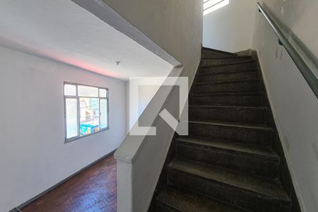 Escada de casa para alugar com 2 quartos, 80m² em Encantado, Rio de Janeiro