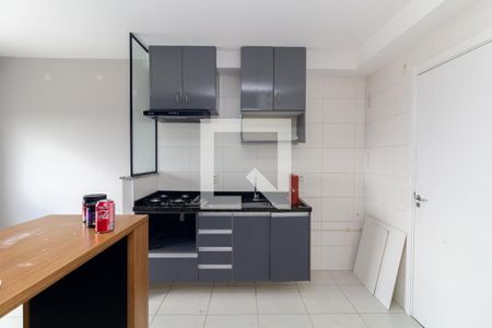 Sala/Cozinha de apartamento para alugar com 2 quartos, 33m² em Vila Nova Curuca, São Paulo