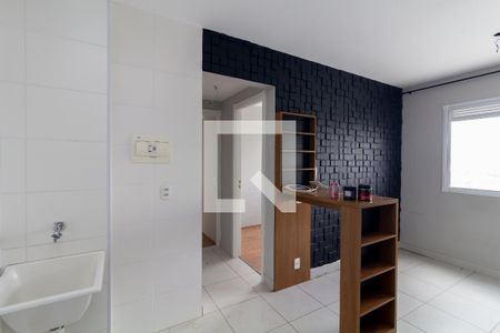 Sala/Cozinha de apartamento para alugar com 2 quartos, 33m² em Vila Nova Curuca, São Paulo