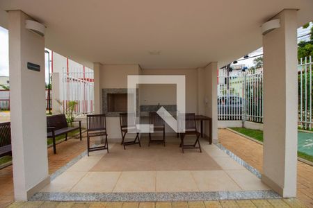 Apartamento para alugar com 33m², 2 quartos e sem vagaÁrea comum - Churrasqueira