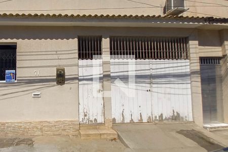 Apartamento para alugar com 50m², 2 quartos e sem vaga Apartamento para alugar com 50m², 2 quartos e sem vagaFachada + Placa