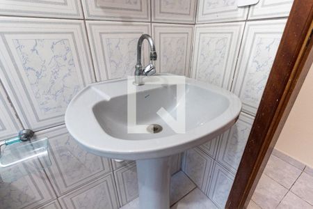 Casa à venda com 170m², 3 quartos e 4 vagasBanheiro 1