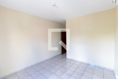 Casa à venda com 170m², 3 quartos e 4 vagasQuarto Suíte