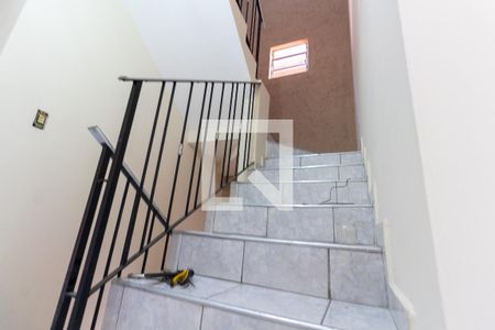 Casa à venda com 170m², 3 quartos e 4 vagasEscada