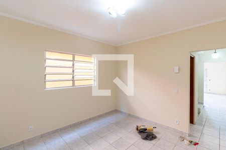 Casa à venda com 170m², 3 quartos e 4 vagasCopa