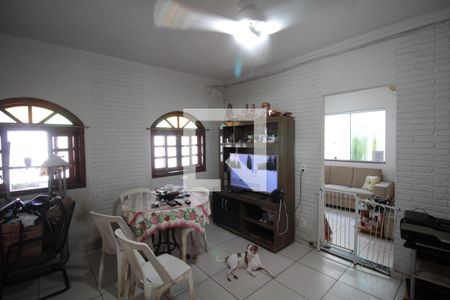 Casa à venda com 90m², 3 quartos e 1 vagaCopa