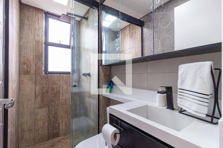 Apartamento à venda com 52m², 2 quartos e 1 vaga Apartamento à venda com 52m², 2 quartos e 1 vagaBanheiro da suíte