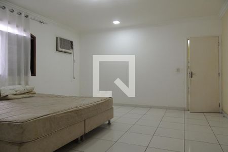 Casa à venda com 548m², 8 quartos e 2 vagasQuarto Suíte 8