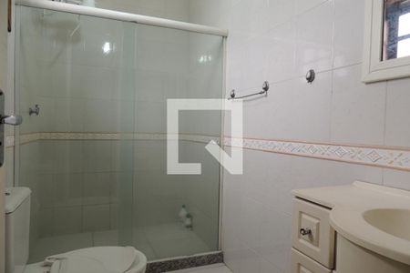 Casa à venda com 548m², 8 quartos e 2 vagasBanheiro da Suíte 6