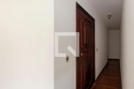 Entrada de apartamento para alugar com 4 quartos, 300m² em Rua São Miguel