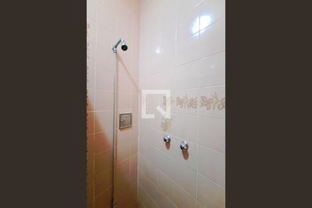 Casa à venda com 434m², 5 quartos e 2 vagas Casa à venda com 434m², 5 quartos e 2 vagasBanheiro Social