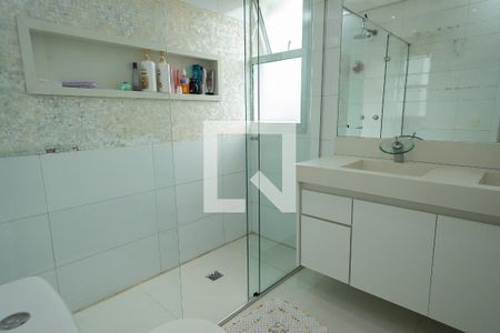 Apartamento à venda com 155m², 4 quartos e 3 vagas Apartamento à venda com 155m², 4 quartos e 3 vagasBanheiro - Suíte 2