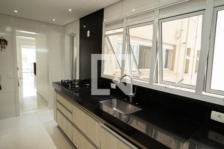 Apartamento à venda com 155m², 4 quartos e 3 vagas Apartamento à venda com 155m², 4 quartos e 3 vagasCozinha
